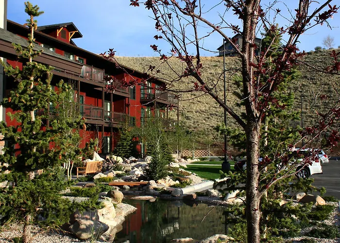 The Hotel 3*